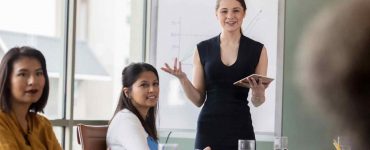 mujeres en puestos de decision