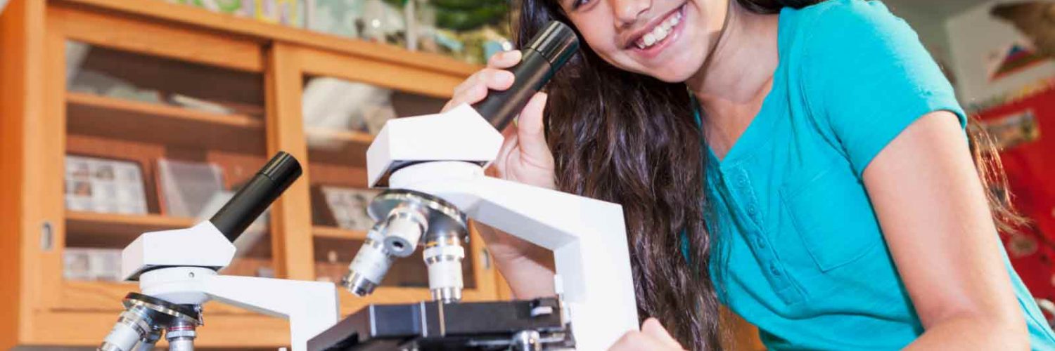 Mujer y la Niña en la Ciencia